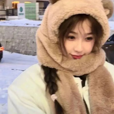 雷诺阿 高清海报
